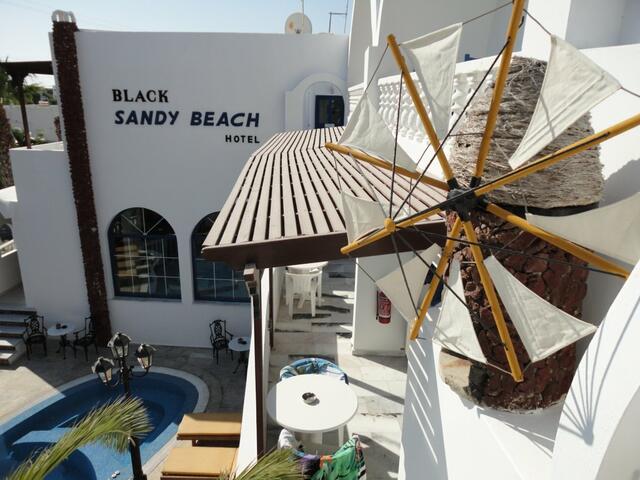 фото отеля Blacksandy Beach Hotel изображение №1