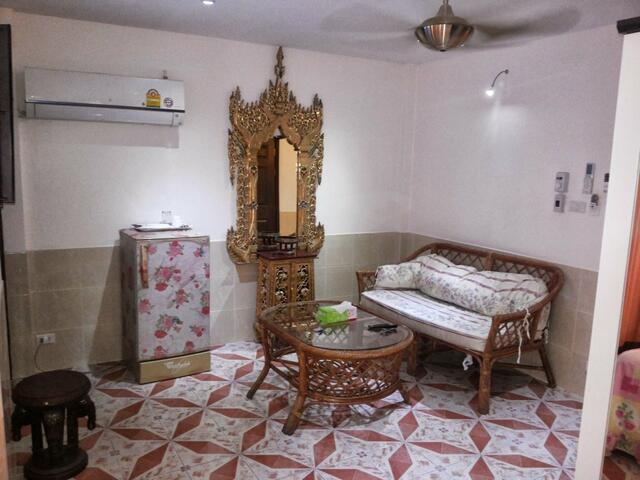 фото Jasmin Suite Guesthouse Pattaya изображение №6