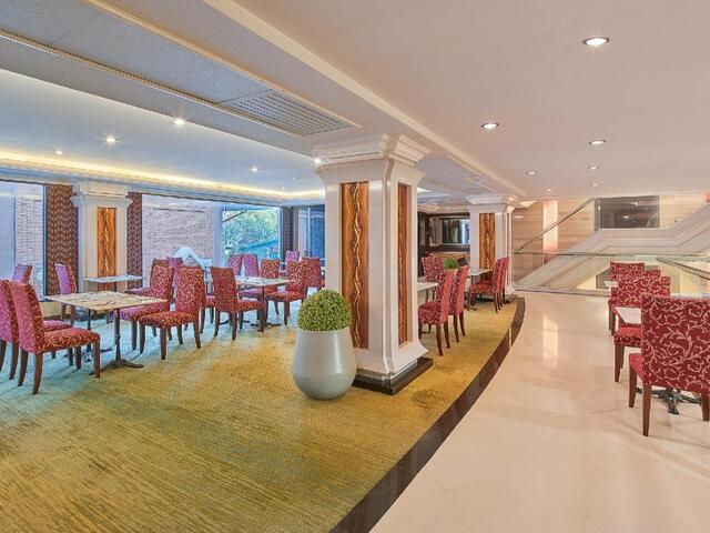 фото Floral Hotel · Dolphin Circle Pattaya изображение №22