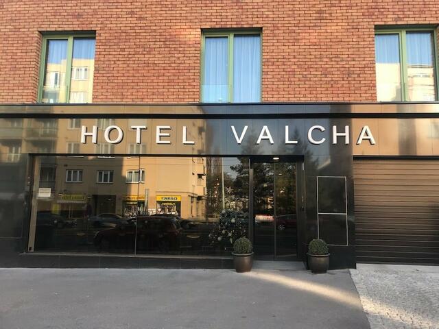 фото отеля Hotel Valcha изображение №1