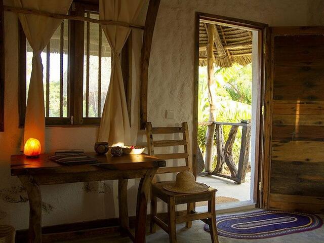 фото отеля Ujamaa Beach Resort Zanzibar изображение №25