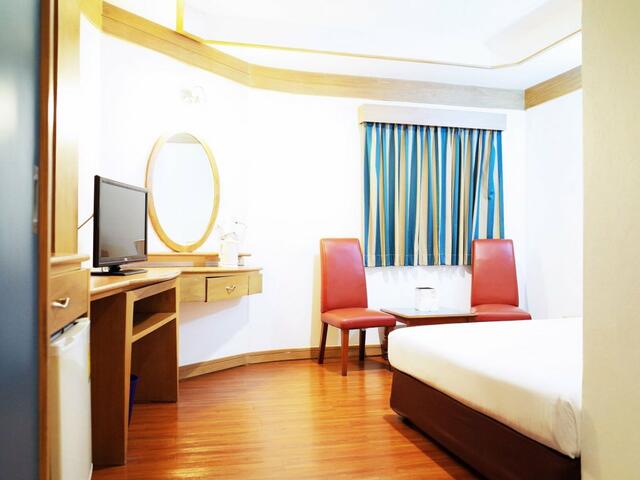 фото отеля Bavana Hotel изображение №17