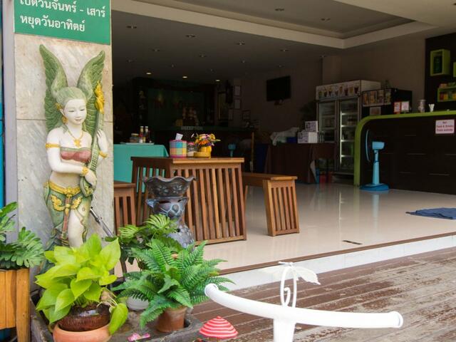 фото Отель ZEN Rooms Mahachai Khao San изображение №18