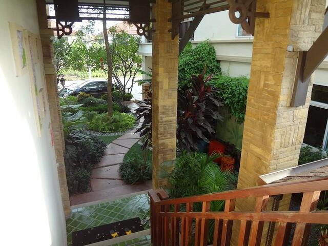 фотографии отеля Bussaba Bangkok Suvarnabhumi Airport Hotel изображение №3