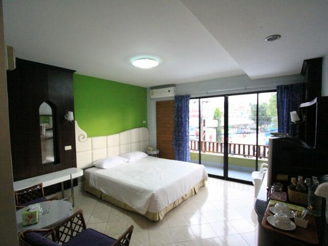 фото отеля RangRong Hotel изображение №9