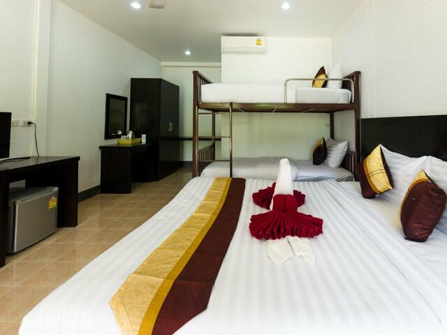 фото отеля Sleep In Lanta Resort изображение №25