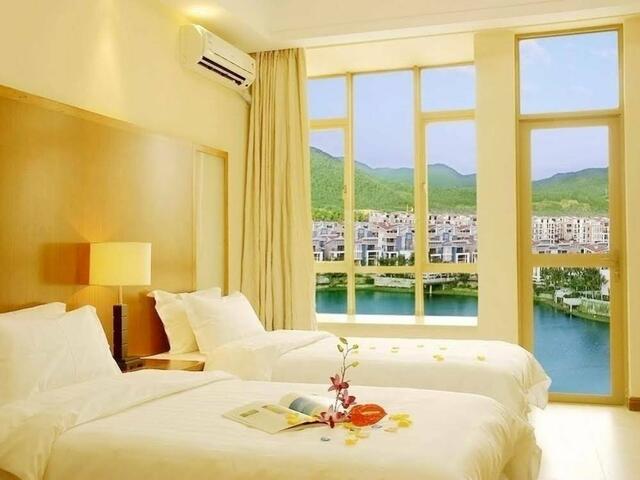 фото отеля Century Landscape Hotel at Fenghuang Road изображение №29
