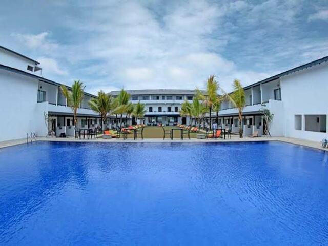 фото отеля Coco Royal Beach Resort - Waskaduwa изображение №1