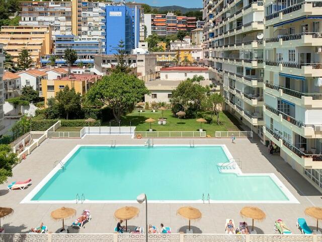 фото отеля Apartamentos Núcleo Cristal изображение №5