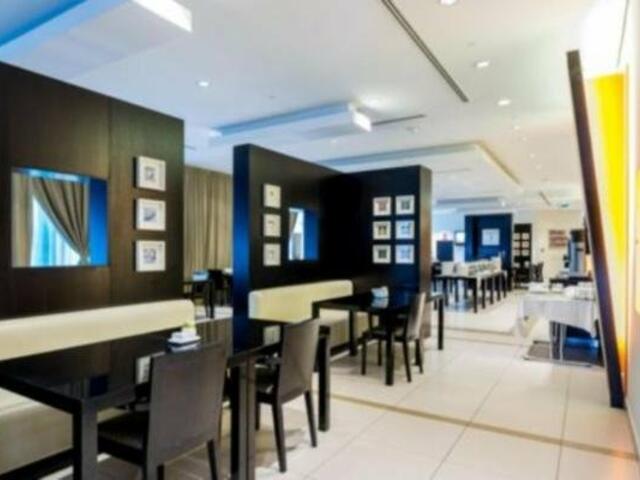 фото отеля Holiday Inn Express Dubai, Internet City изображение №17