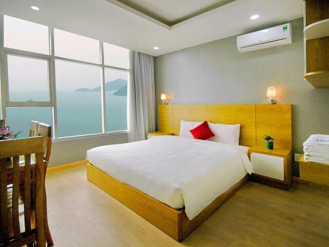 фото отеля Handy Holiday Nha Trang Beach Apartment изображение №1