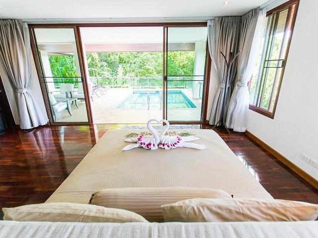 фото отеля Luxury Seaview Pool Villa at Chalong изображение №5