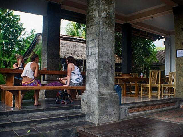 фото отеля Nyuh Kuning Hostel изображение №1