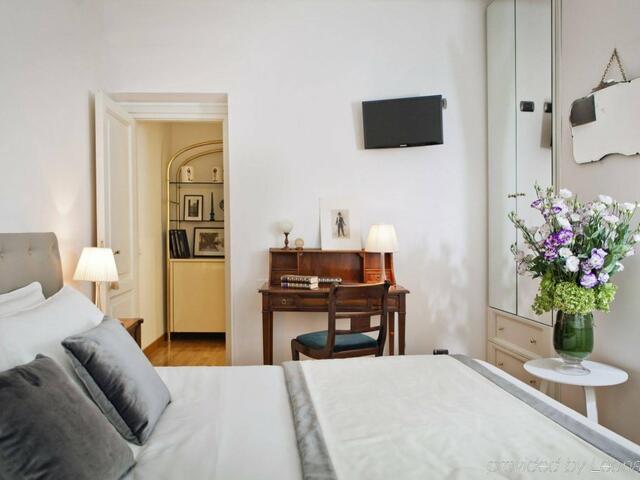 фото Garibaldi Suites Piazza Di Spagna изображение №18