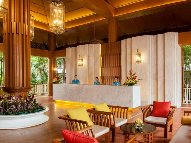 фото отеля Thara Patong Beach Resort & Spa изображение №25