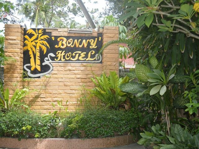 фотографии отеля Bonny Hotel изображение №7