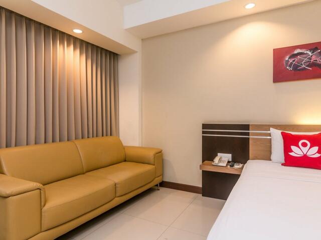 фото отеля Отель ZEN Rooms Legian Dewi Sri изображение №17