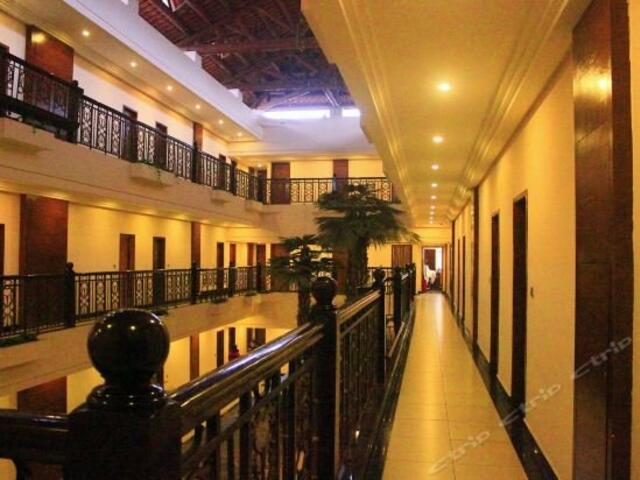 фото отеля Yiheyuan Hotel Haikou изображение №13