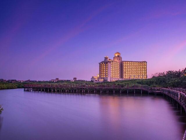 фото DoubleTree Resort by Hilton Hainan Chengmai изображение №10