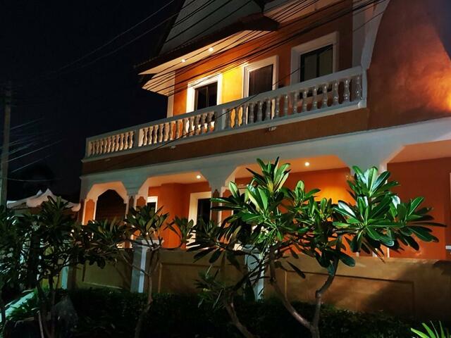 фото отеля Вилла Hideland - The Luxurious Tropical Villa - Pattaya Jomtien изображение №1