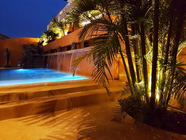 фотографии Вилла Hideland - The Luxurious Tropical Villa - Pattaya Jomtien изображение №12
