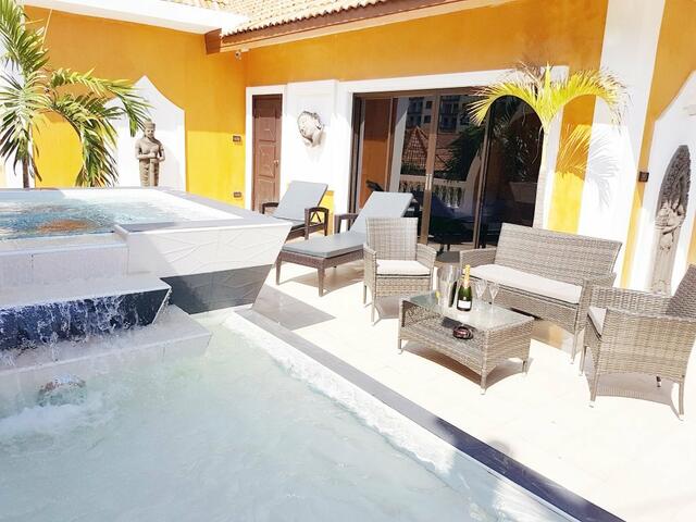 фото отеля Вилла Hideland - The Luxurious Tropical Villa - Pattaya Jomtien изображение №13