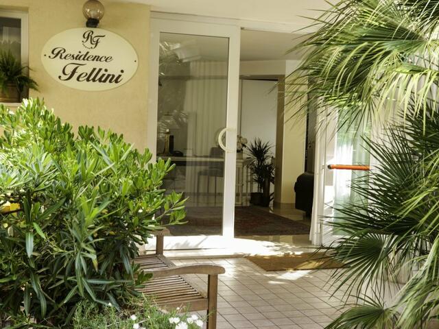 фото отеля Апарт-Отель Residence Fellini изображение №1