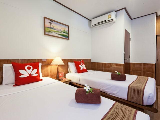 фото Отель ZEN Rooms Chaloemprakiat Patong изображение №14