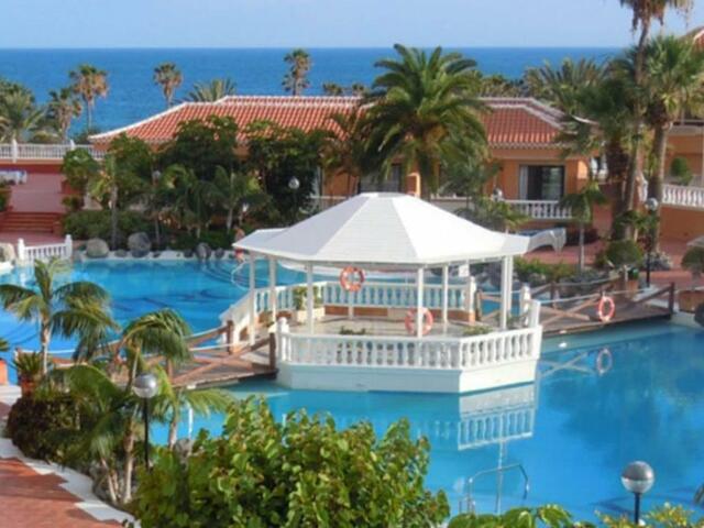фото отеля Апартаменты Las Vistas TRG Tenerife Royal Gardens изображение №1