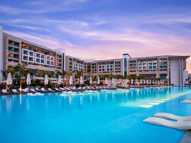 фото отеля Отель Regnum Carya Golf & Spa Resort изображение №1