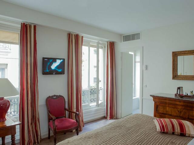 фото Hotel Des Saints Peres изображение №18