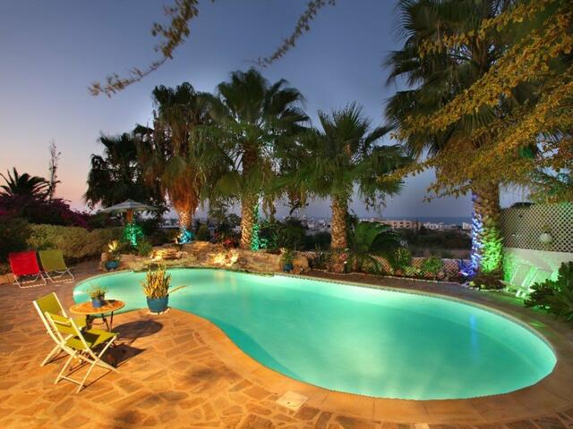 фото отеля Villa with Large Pool and Majestic Sea Views Protaras Villa 93 изображение №5