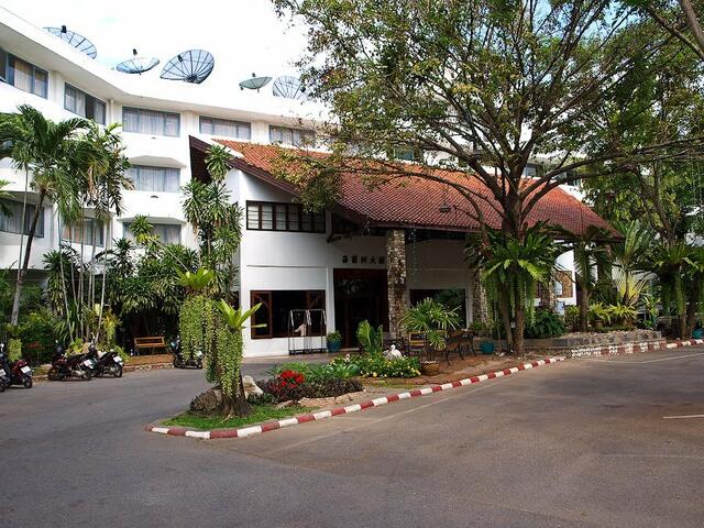 фото отеля Pattaya Island View Hotel изображение №1