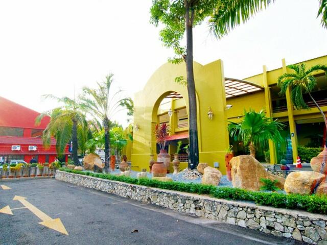 фото Peace Resort Pattaya изображение №2