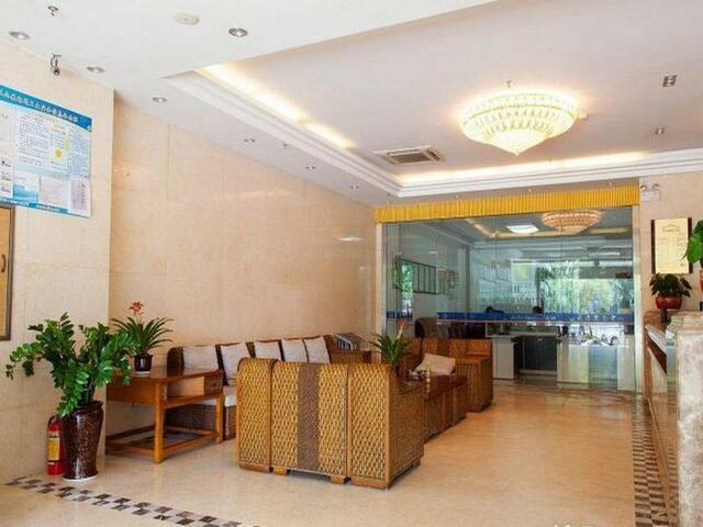 фото Huasheng Hotel изображение №14