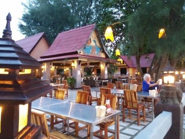 фото отеля Andaman Beach Resort изображение №37