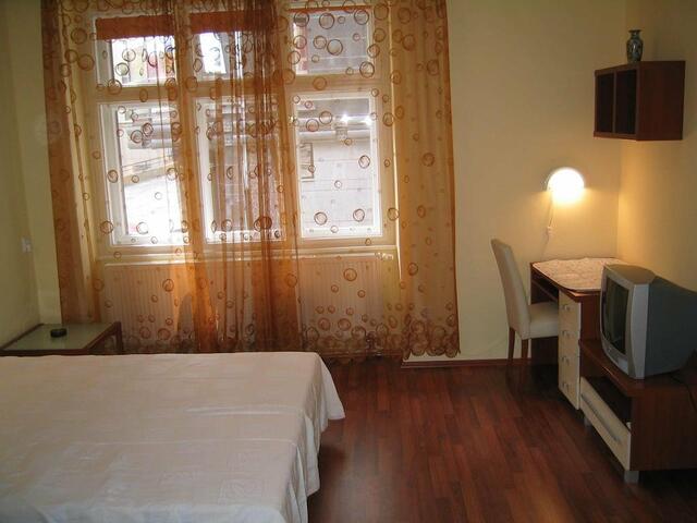 фото отеля Apartmany Karlovy Vary изображение №1