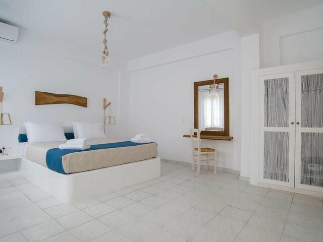 фото отеля Santorini Crystal Blue изображение №17