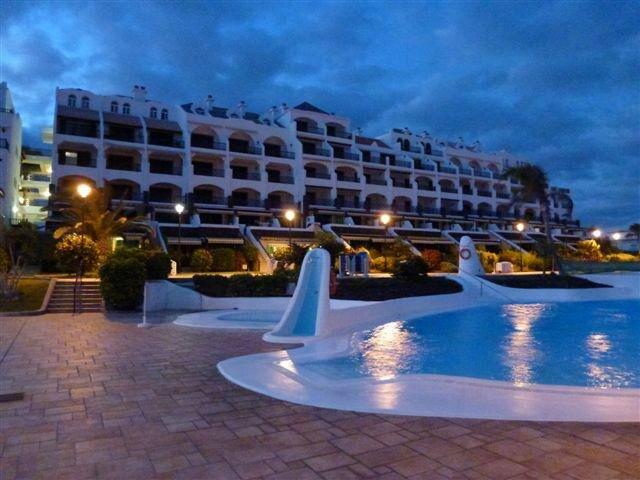 фото отеля Apartamentos Rocas del Mar изображение №1
