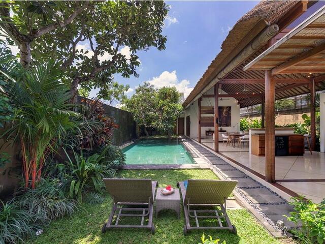 фотографии отеля Lumut Villa Seminyak изображение №7