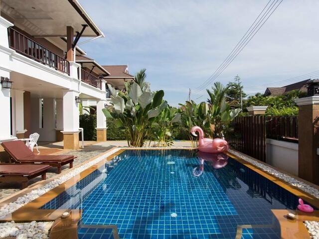 фото отеля The Unique Krabi Private Pool Villa изображение №5