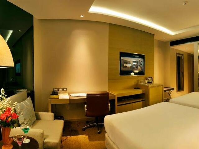 фото Graceland Bangkok Hotel изображение №6