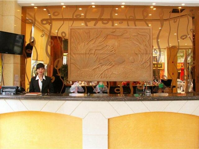фото Greentree Inn Sanya He Ping Street Hotel изображение №10