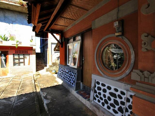 фотографии отеля Hyang Lala Homestay изображение №15