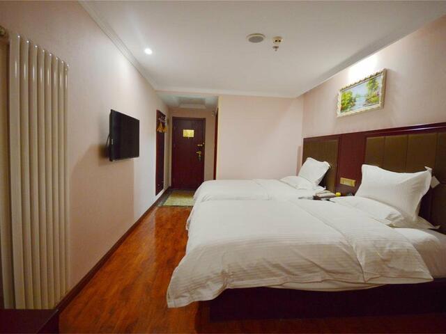 фото отеля GreenTree Inn HaiKou Longhua District JinNiu Road Hotel изображение №13