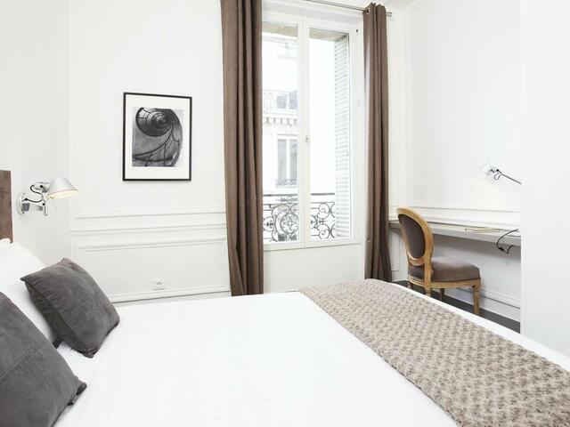 фото отеля The Residence - Luxury 3 Bedrooms flat Le Louvre изображение №17