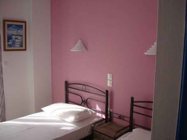 фото отеля Marousi Rooms изображение №25
