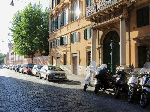 фотографии отеля Laterano Charme - My Extra Home изображение №7