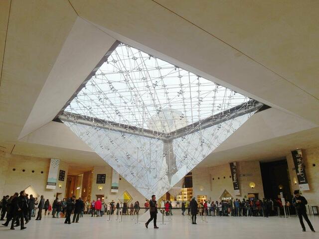 фотографии отеля Louvre Elegant ChicSuites изображение №15