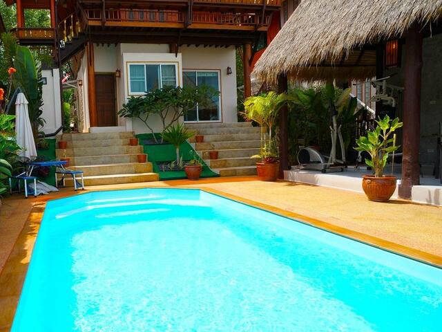 фото отеля Villa Ayutthaya @ Golden Pool Villas изображение №9